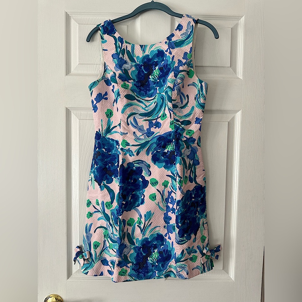 Lilly Pulitzer stretch shift dress